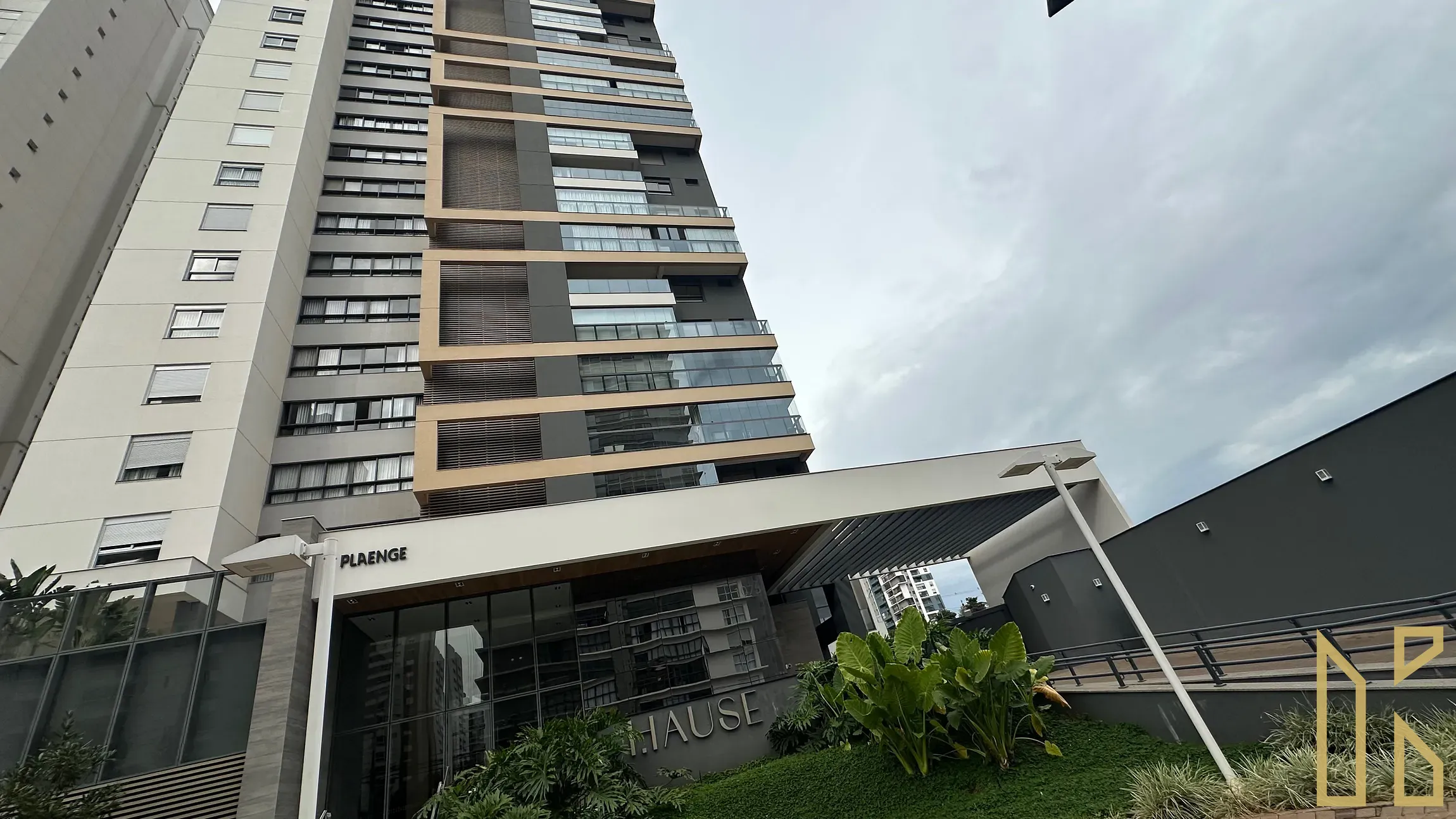 Apartamento, 3 quartos, 139 m² - Foto 2