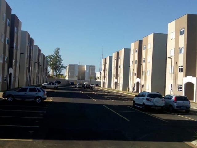 Apartamento com 44m² 2 quartos e 1 banheiro, à venda, no bairro Chácara Manella em Cambé