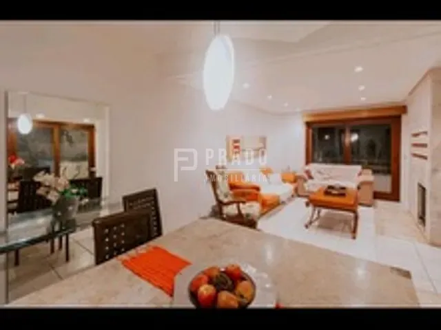 Apartamento com 104m² 4 quartos e 2 banheiros, à venda, no bairro Centro em Pelotas