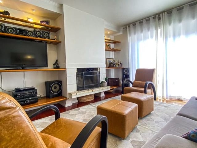 Apartamento com 116m² 3 quartos e 2 banheiros, à venda, no bairro Centro em Pelotas