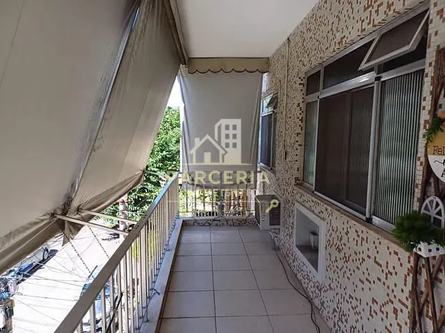 Apartamento com 75m² 2 quartos e 1 banheiro, à venda, no bairro Irajá em Rio de Janeiro