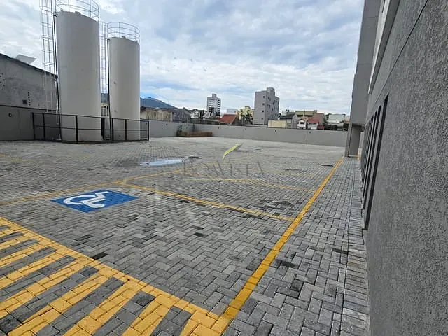 Studio 1 quarto e 1 banheiro, à venda, no bairro Atibaia Jardim em Atibaia