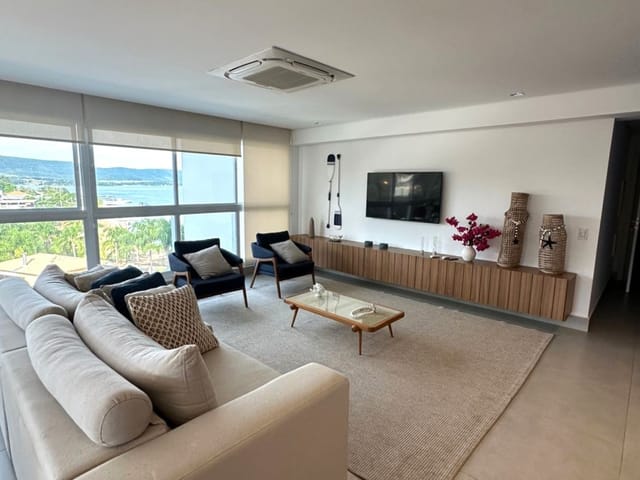 Apartamento 3 quartos e 4 banheiros, à venda, no bairro centro em Rifaina