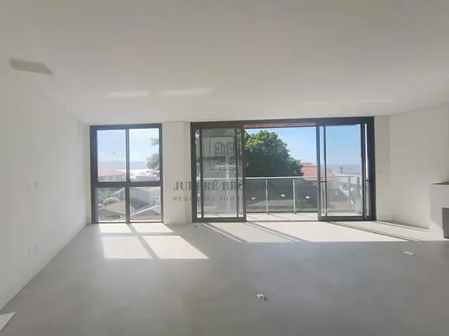 Apartamento 3 quartos e 4 banheiros, à venda, no bairro Jurerê em Florianópolis