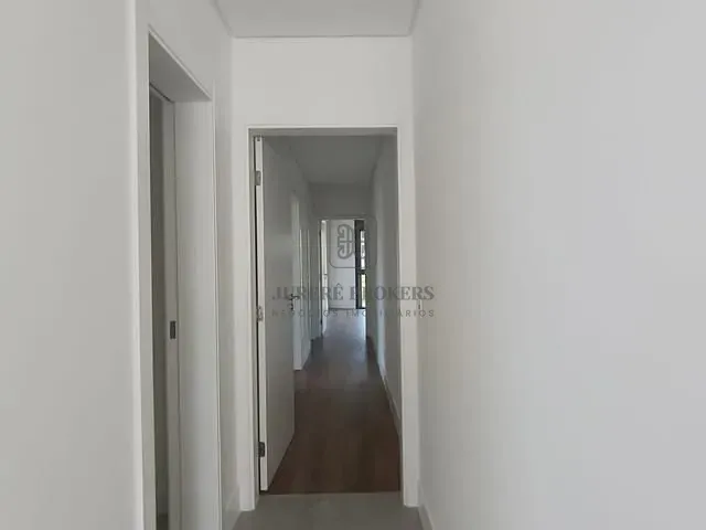 Apartamento 3 quartos e 4 banheiros, à venda, no bairro Jurerê em Florianópolis