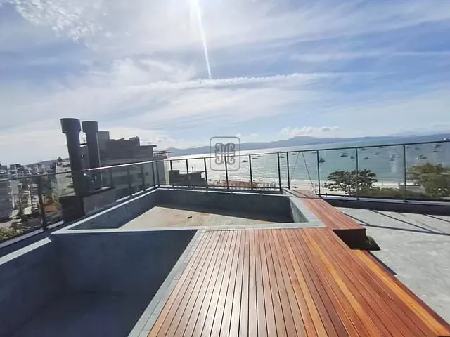 Apartamento 3 quartos e 4 banheiros, à venda, no bairro Jurerê em Florianópolis