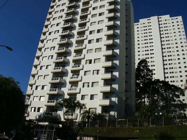 Apartamento 3 quartos e 2 banheiros, à venda, no bairro Vila Sofia em São Paulo