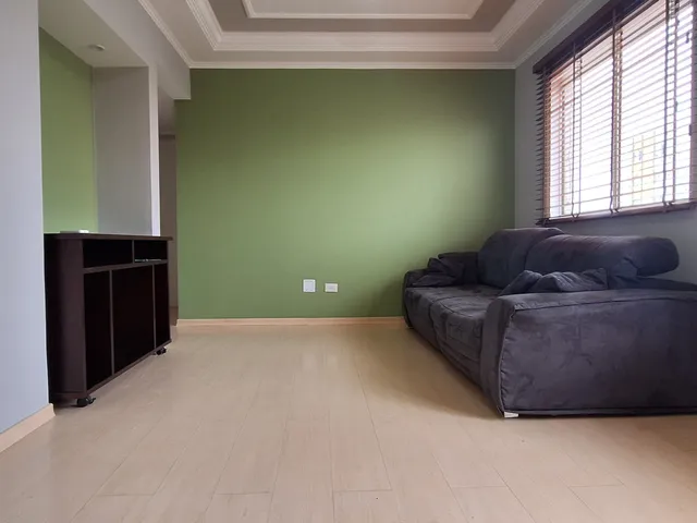 Apartamento 3 quartos e 1 banheiro, para alugar, no bairro Centro em Londrina