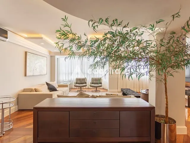 Cobertura / Penthouse com 428m² 4 quartos e 3 banheiros, à venda, no bairro Centro em Ponta Grossa