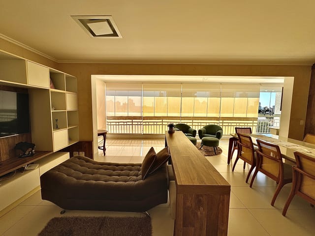 Apartamento com 142m² 4 quartos e 4 banheiros, à venda, no bairro Setor Bueno em Goiânia
