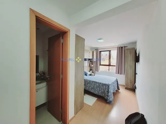 Apartamento 2 quartos e 2 banheiros, à venda, no bairro Coronel Veiga em Petrópolis