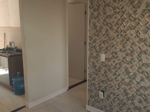 Apartamento 2 quartos e 1 banheiro, à venda, no bairro Santa Cruz em Rio de Janeiro