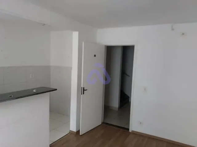 Apartamento com 70m² 2 quartos e 1 banheiro, à venda, no bairro Jardim Lajeado em São Paulo