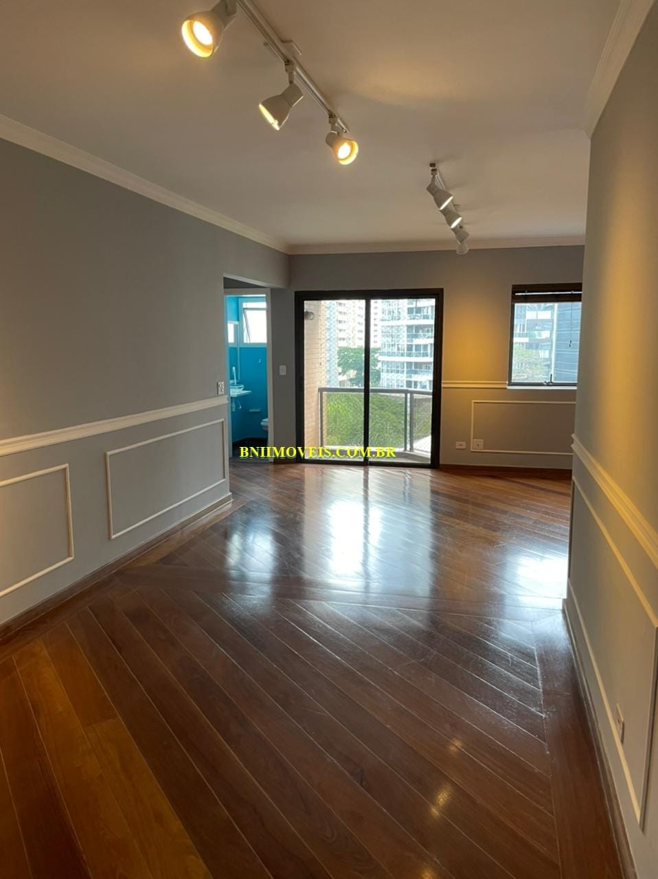 Apartamento, 3 quartos, 130 m² - Foto 2