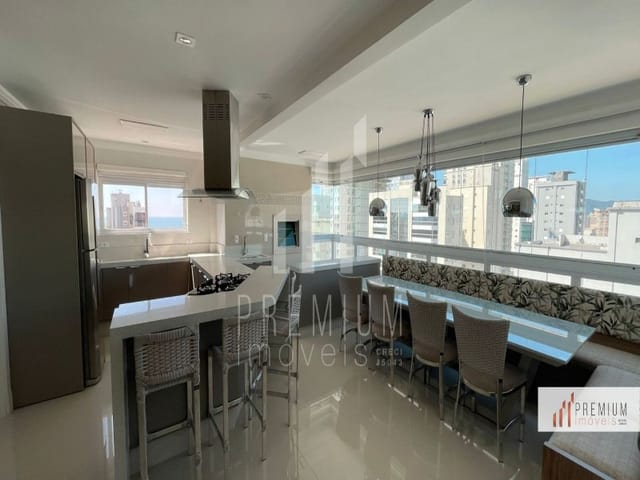 Apartamento com 224m², à venda, no bairro ITAPEMA em ITAPEMA