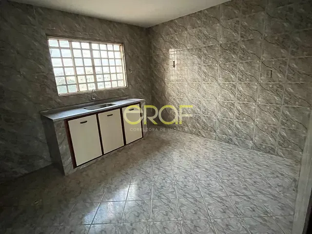 Apartamento 3 quartos e 3 banheiros, para alugar, no bairro Centro em Formosa