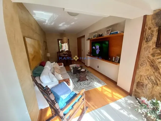 Apartamento 3 quartos e 2 banheiros, à venda, no bairro Bonsucesso em Petrópolis