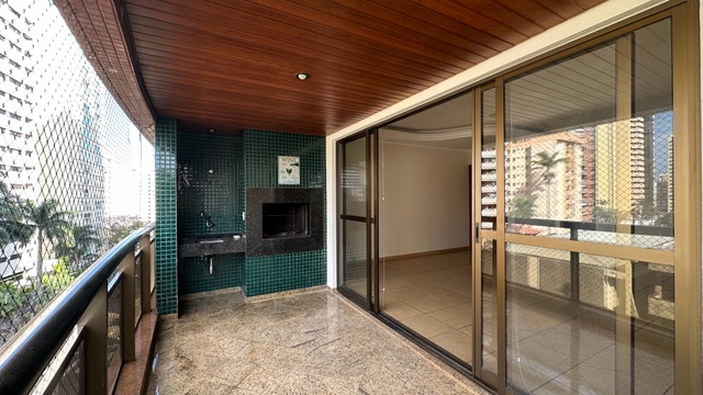 Apartamento com 277m² 3 quartos e 5 banheiros, à venda, no bairro Centro em Londrina