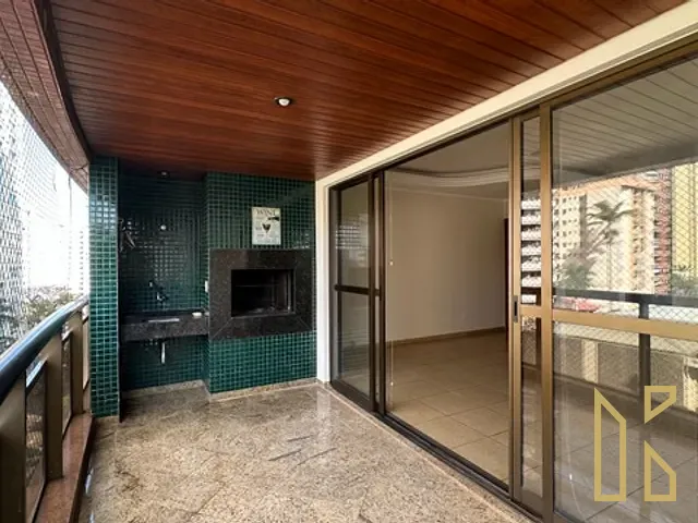 Apartamento com 277m² 3 quartos e 5 banheiros, à venda, no bairro Centro em Londrina