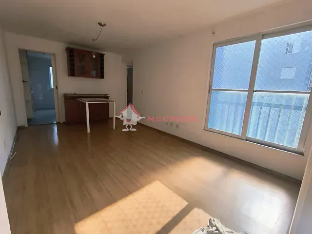 Apartamento com 56m² 2 quartos e 1 banheiro, para alugar, no bairro Parque Reboucas em São Paulo