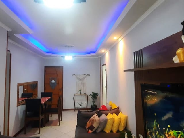 Apartamento com 72m² 2 quartos e 1 banheiro, à venda, no bairro Vila Valqueire em Rio de Janeiro
