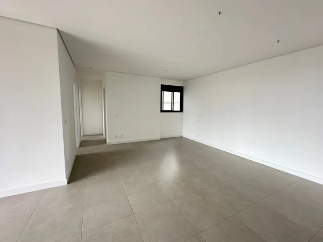Apartamento com 182m² 2 quartos e 2 banheiros, à venda, no bairro Gleba Palhano em Londrina