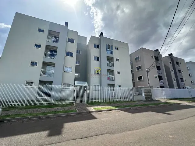 Apartamento com 65m² 2 quartos e 1 banheiro, à venda ou para alugar, no bairro Santa Cruz em Guarapuava
