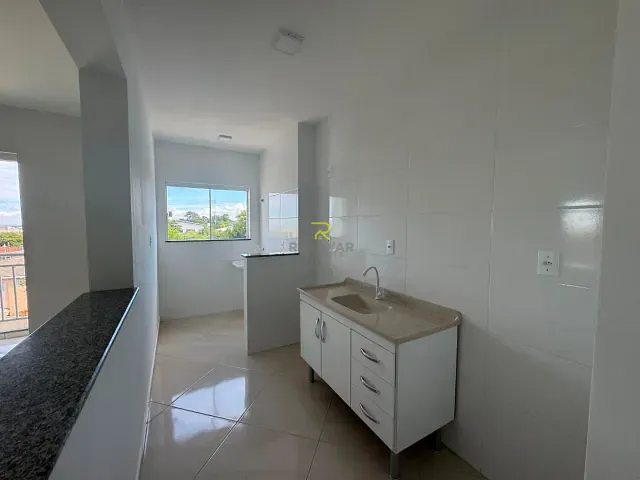 Apartamento com 65m² 2 quartos e 1 banheiro, à venda ou para alugar, no bairro Santa Cruz em Guarapuava