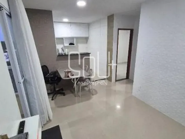 Apartamento 2 quartos e 1 banheiro, à venda, no bairro Ponta Negra em Natal