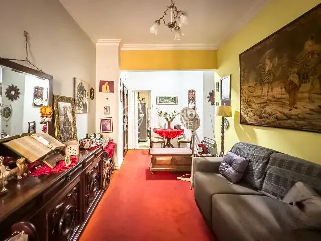Apartamento 2 quartos e 2 banheiros, à venda, no bairro Leme em Rio de Janeiro