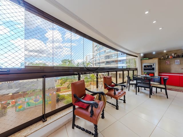 Apartamento com 172m² 4 quartos e 5 banheiros, à venda, no bairro Norte (Águas Claras) em Brasília