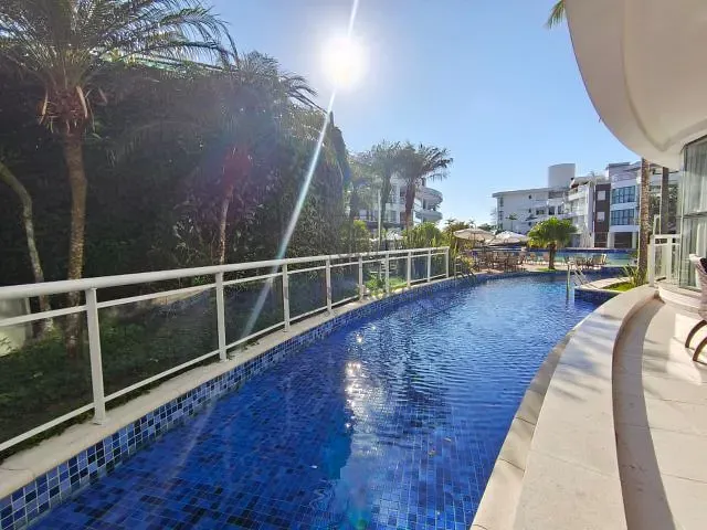 Apartamento 4 quartos e 5 banheiros, à venda, no bairro Cachoeira do Bom Jesus em Florianópolis