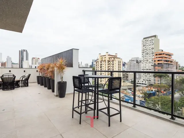 Apartamento com 45m² 1 quarto e 1 banheiro, à venda, no bairro Mercês em Curitiba