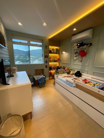 Apartamento com 120m² 3 quartos e 3 banheiros, à venda, no bairro Itaipu em Niterói