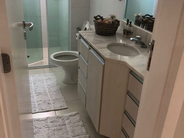 Apartamento 3 quartos e 3 banheiros, à venda, no bairro Jardim Astúrias em Guarujá