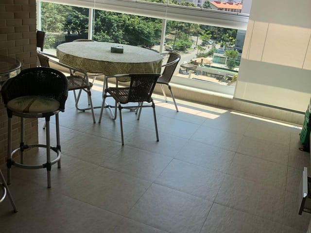 Apartamento 3 quartos e 3 banheiros, à venda, no bairro Jardim Astúrias em Guarujá