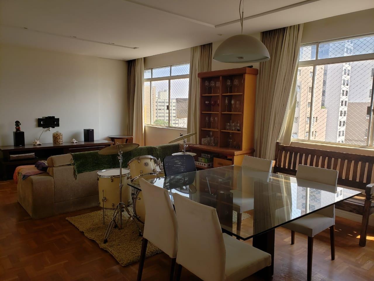 Apartamento, 3 quartos, 135 m² - Foto 2