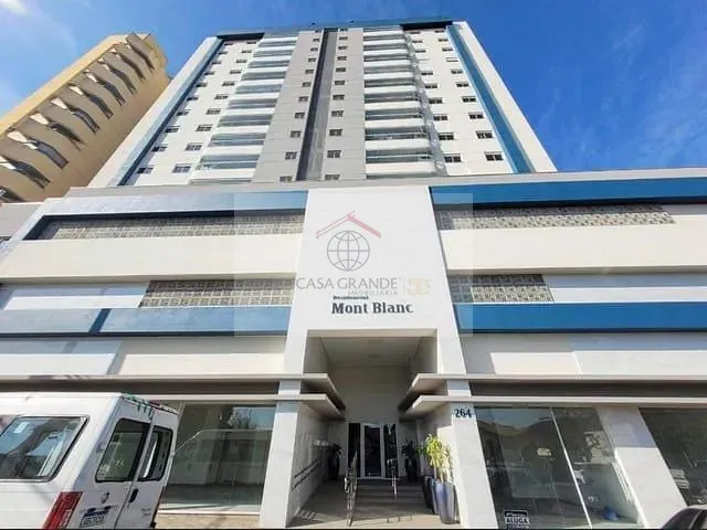 Apartamento com 227m² 3 quartos e 3 banheiros, à venda, no bairro Centro em Rolândia