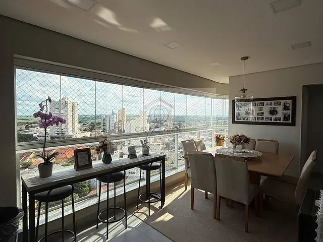 Apartamento com 227m² 3 quartos e 3 banheiros, à venda, no bairro Centro em Rolândia