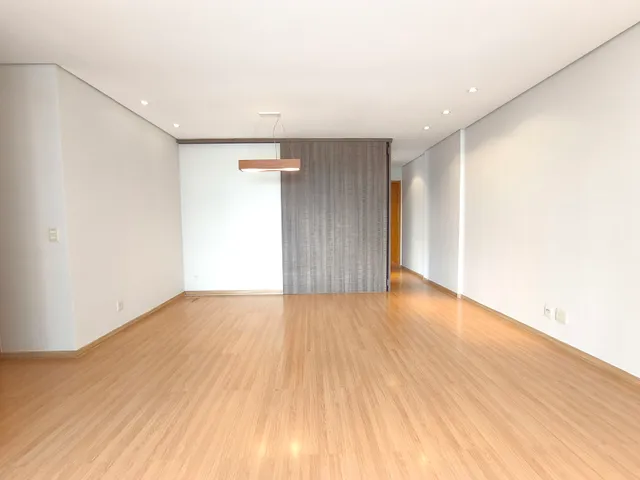 Apartamento com 163m² 3 quartos e 3 banheiros, à venda, no bairro Gleba Palhano em Londrina