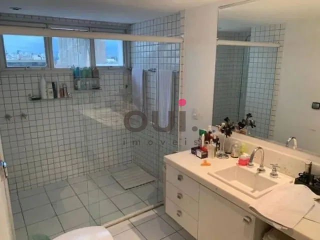 Apartamento 5 quartos e 5 banheiros, à venda, no bairro Itaim Bibi em São Paulo