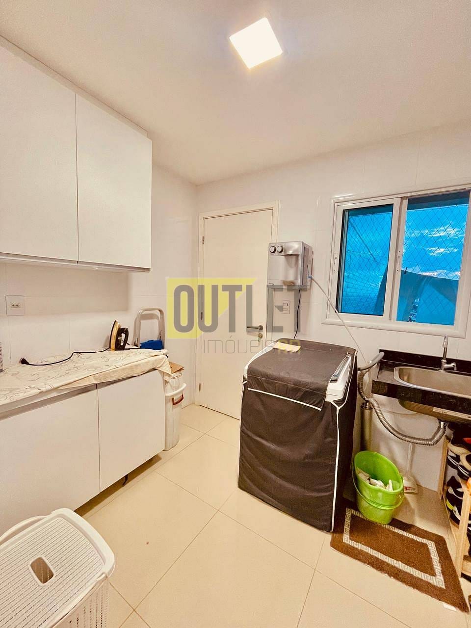 Apartamento à venda com 4 quartos, 170m² - Foto 9