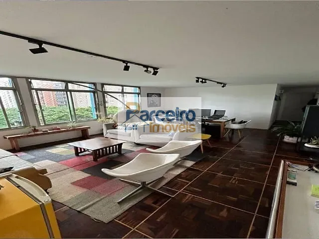 Apartamento com 219m² 4 quartos e 3 banheiros, à venda, no bairro Bela Vista em São Paulo