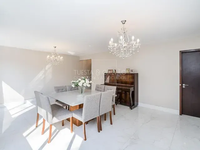 Apartamento com 131m² 3 quartos e 3 banheiros, à venda, no bairro Mercês em Curitiba
