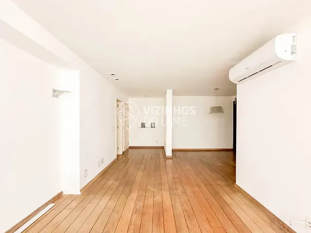 Apartamento 3 quartos e 3 banheiros, à venda, no bairro Leme em Rio de Janeiro