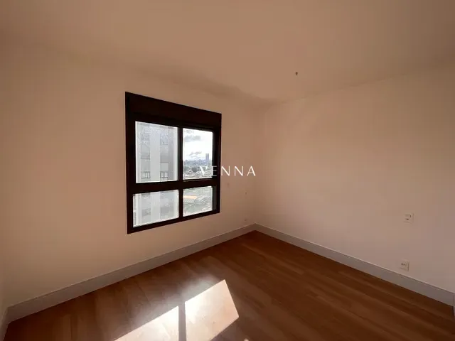 Apartamento com 231m² 3 quartos e 3 banheiros, à venda, no bairro Bela Suiça em Londrina
