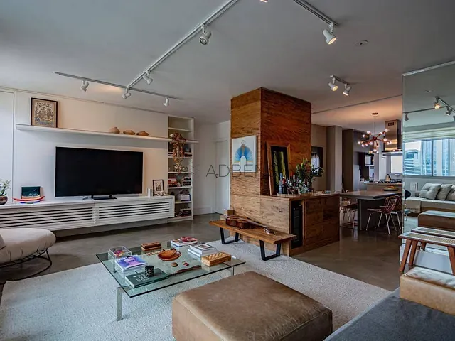 Apartamento 2 quartos e 1 banheiro, à venda ou para alugar, no bairro Itaim Bibi em São Paulo