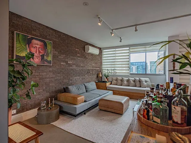 Apartamento 2 quartos e 1 banheiro, à venda ou para alugar, no bairro Itaim Bibi em São Paulo