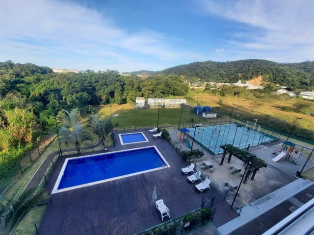Apartamento 2 quartos e 1 banheiro, à venda, no bairro Espinheiros em Itajaí