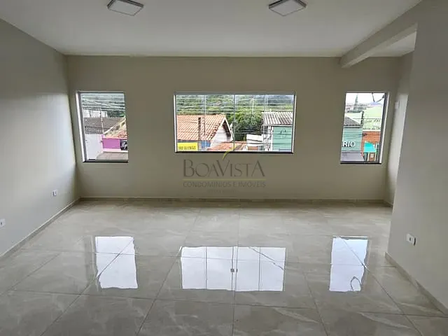 Sala para alugar, no bairro Centro em Piracaia